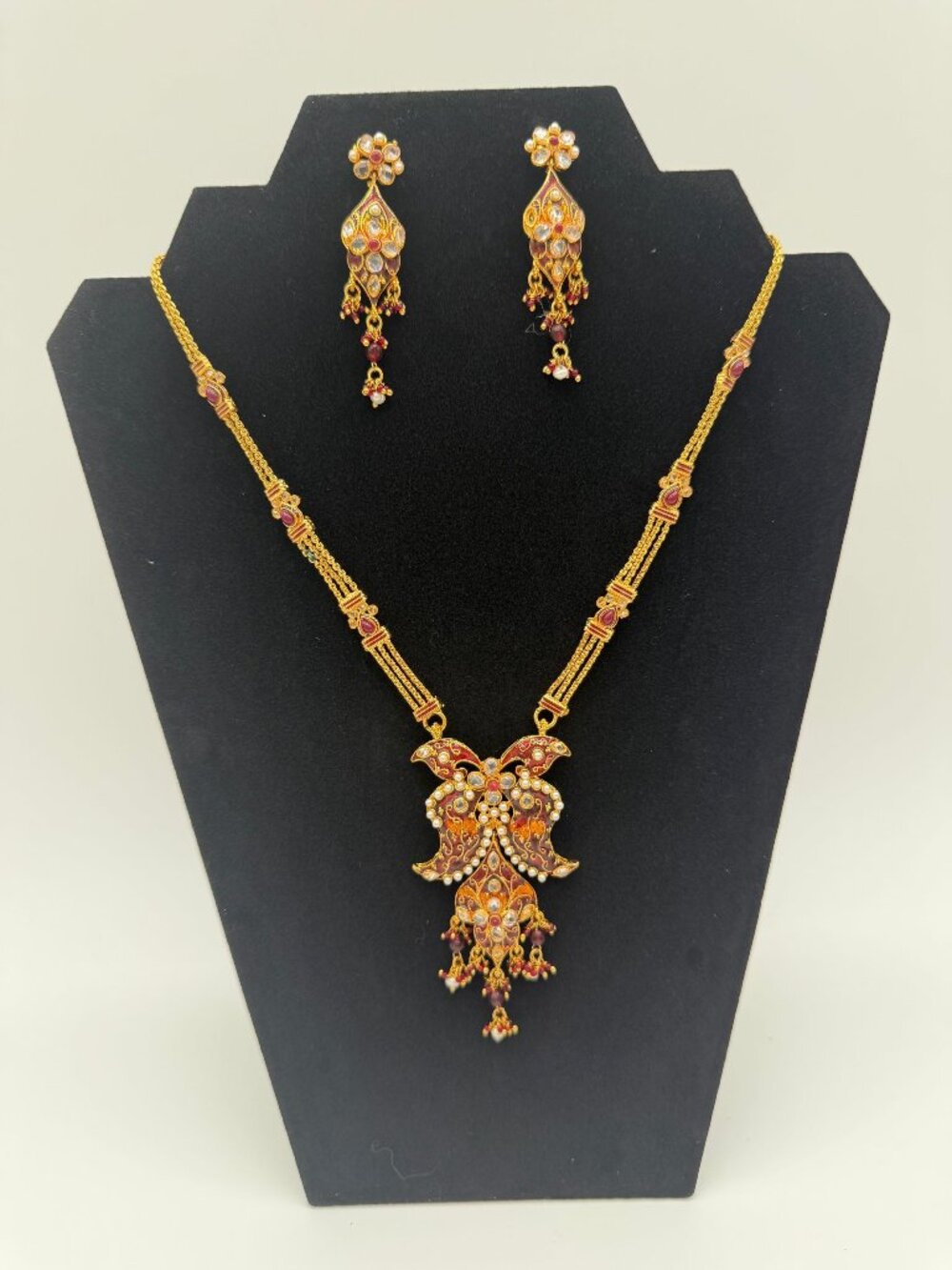 Gold & Red Kundan Necklace Set with Earrings – Indian Jewelry (New with Tags)